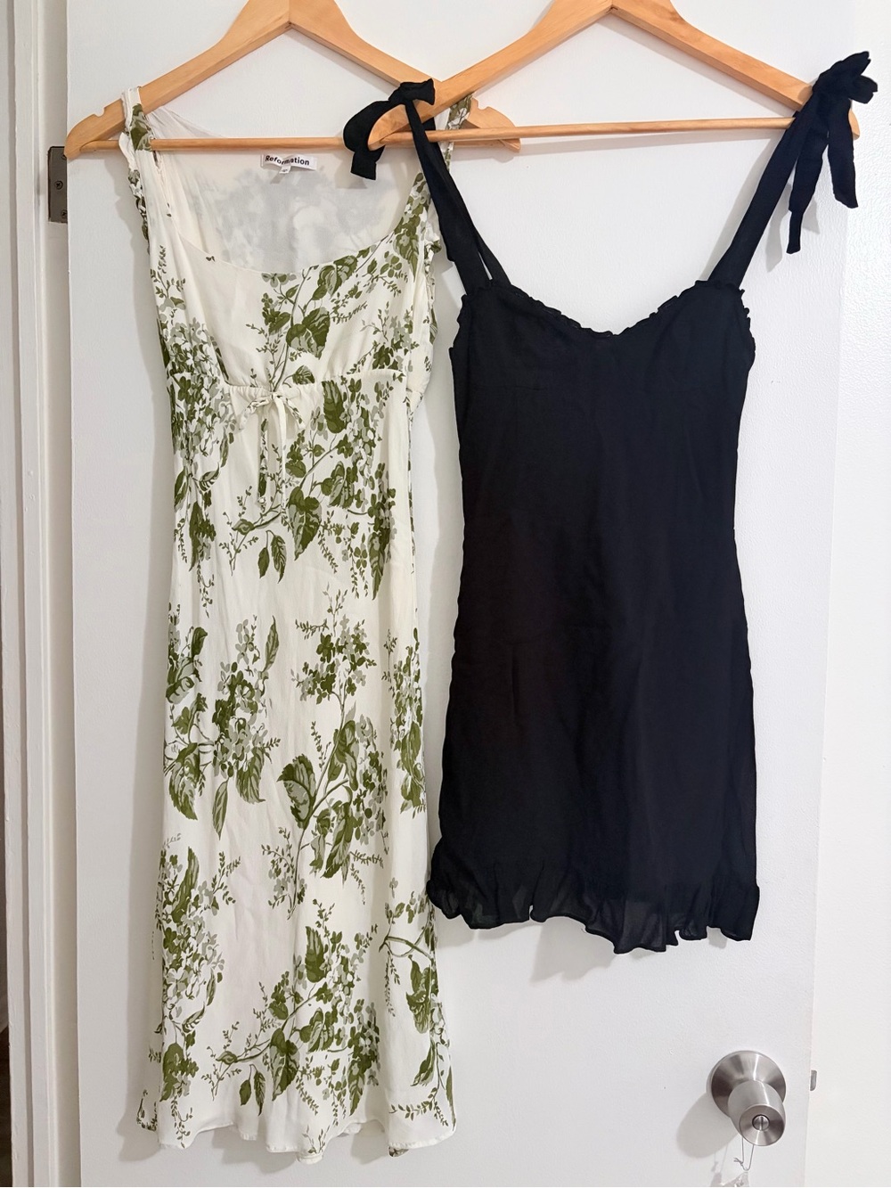 Reformation Leni floral midi dress size xs